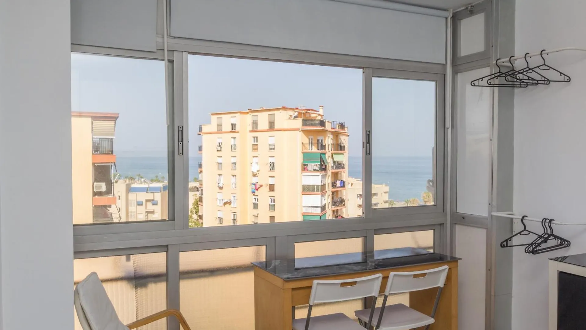 Sunstay Petit Studio Torremolinos Apartment